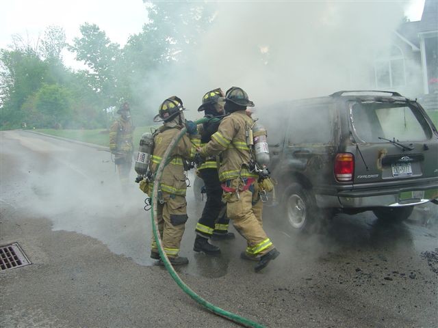 Family SUV goes up in flames on Park Lane