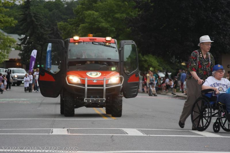 2009 Yorktown Heights Engine Company  Mardi Gras Parade