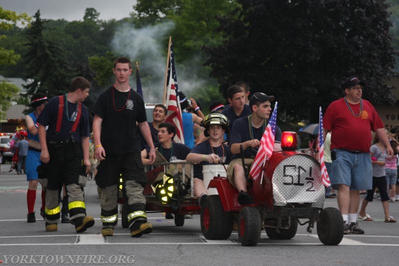 2009 Yorktown Heights Engine Company  Mardi Gras Parade