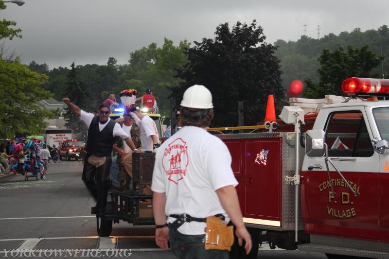 2009 Yorktown Heights Engine Company  Mardi Gras Parade