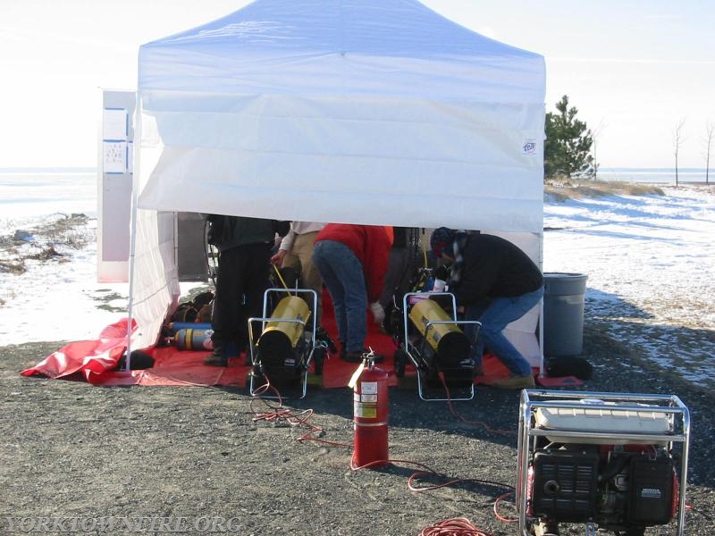 2004 Winter Cold water/weather Dive Cert. 