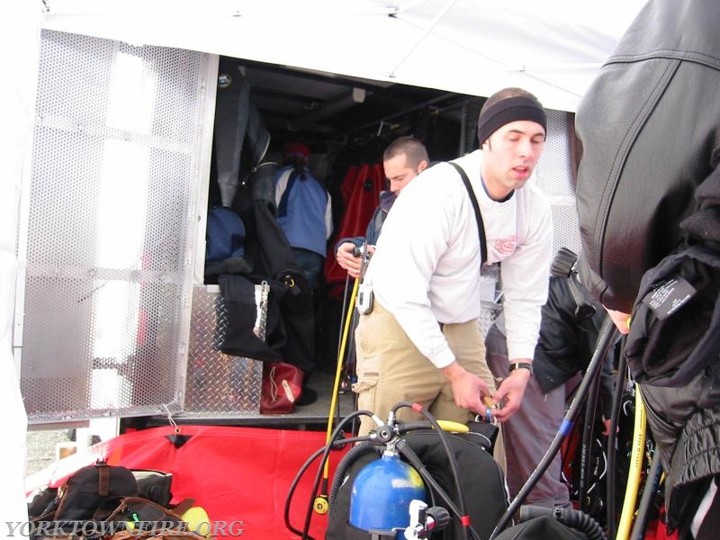 2004 Winter Cold water/weather Dive Cert. 
