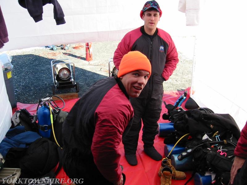 2004 Winter Cold water/weather Dive Cert. 