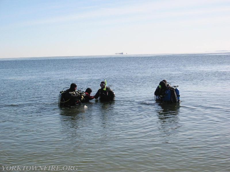 2004 Winter Cold water/weather Dive Cert. 